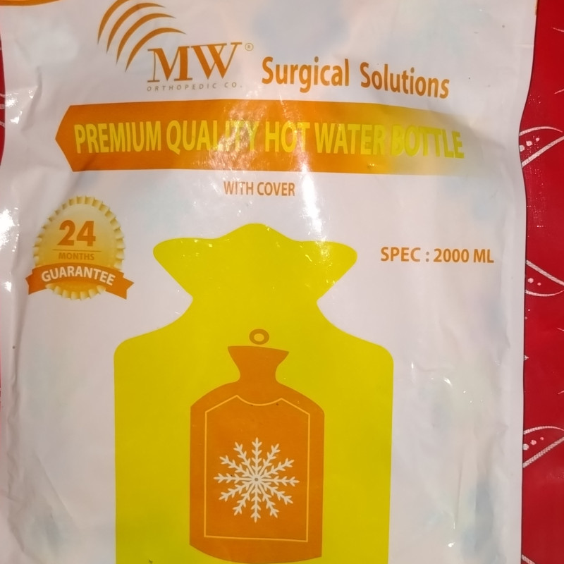 Hot water bottol ব্যবহারে ব্যথা নিরাময় হয়